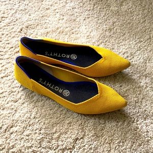 Rothy’s flats, The Point